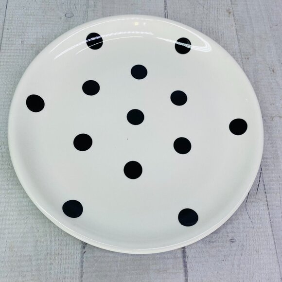 Coastline Imports White Black Polka Dots Earthenware 8" Round Plates Set of 4 - Picture 8 of 16